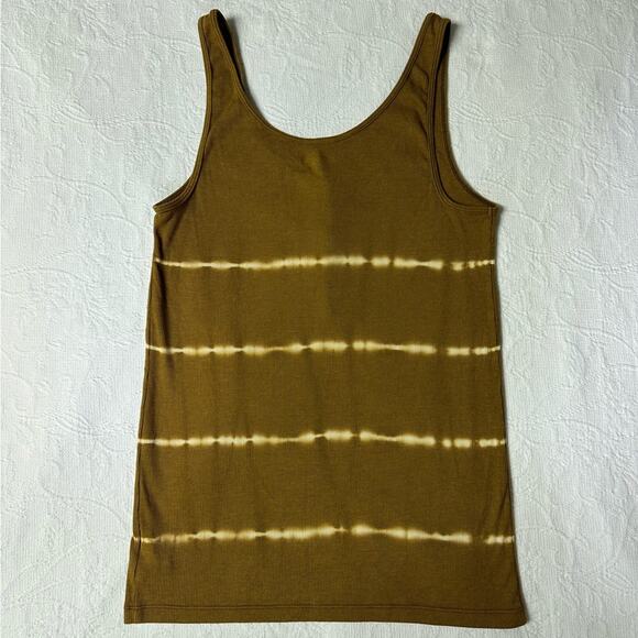 Old Navy Women’s Tie Dye Tank Size Large - Picture 2 of 3